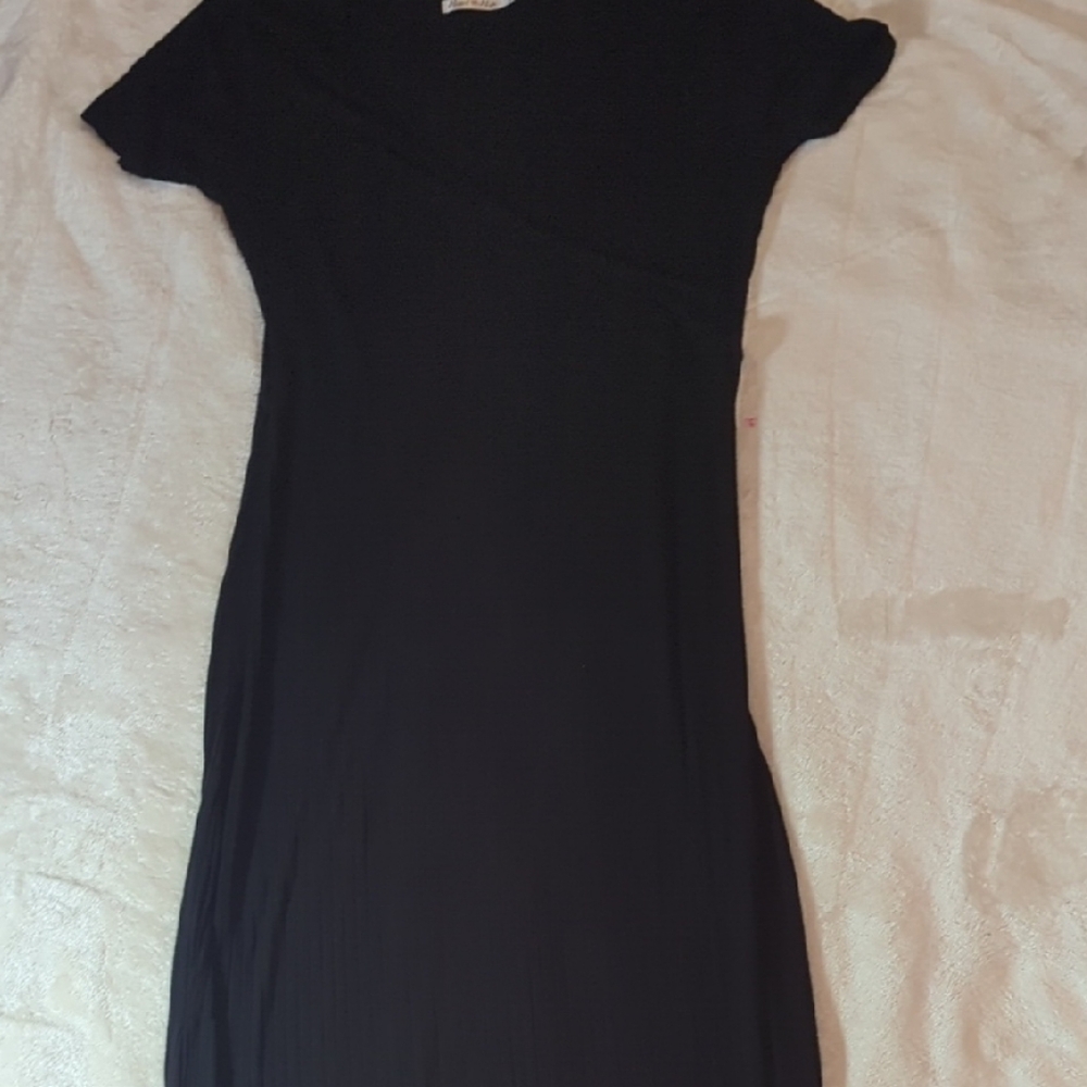 Heart Hips Black Maxi Dress